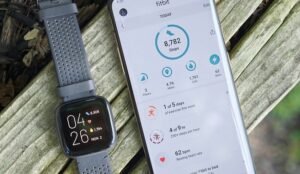 fitbit compatible phones