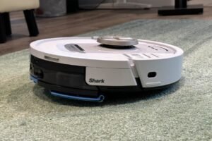 Shark PowerDetect NeverTouch Pro Review: 60-Day Self-Empty