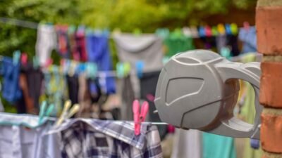 How To Fix a Retractable Clothesline That Won't Retract