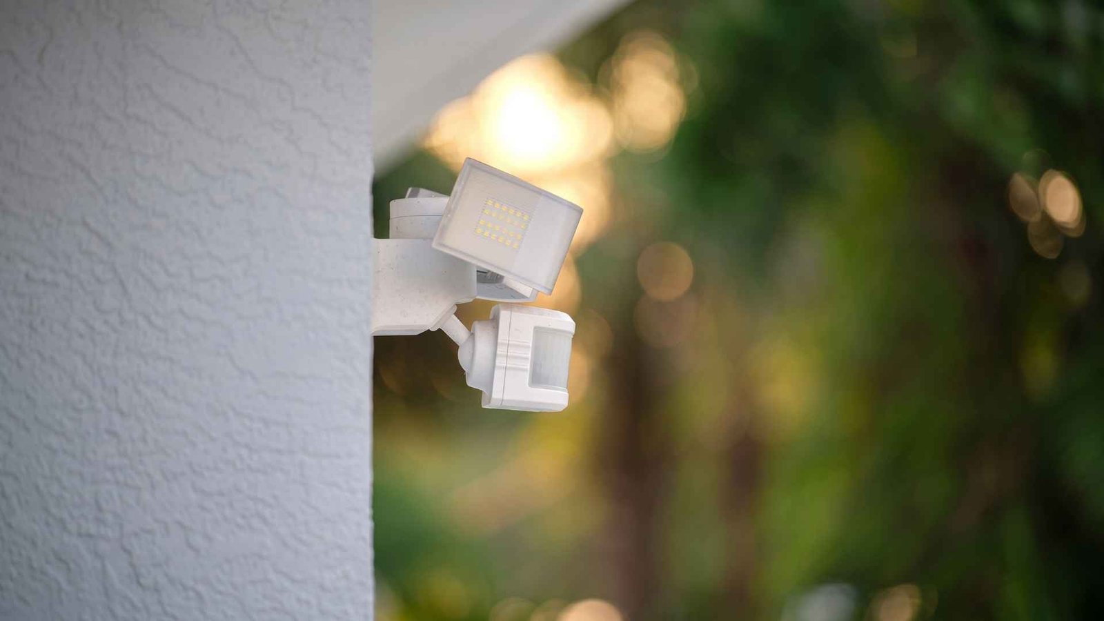 How to Fix a Motion Sensor Light That Turns On by Itself